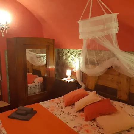 La Fiaschetta Casa Vacanze... *